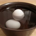 Phân kiểm tra trứng quá hạn để dùng an toàn